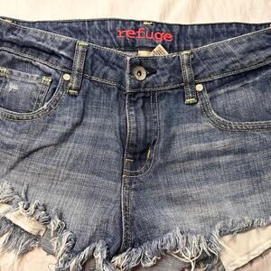 Refuge Vintage Size 4 Short 100% Cotton